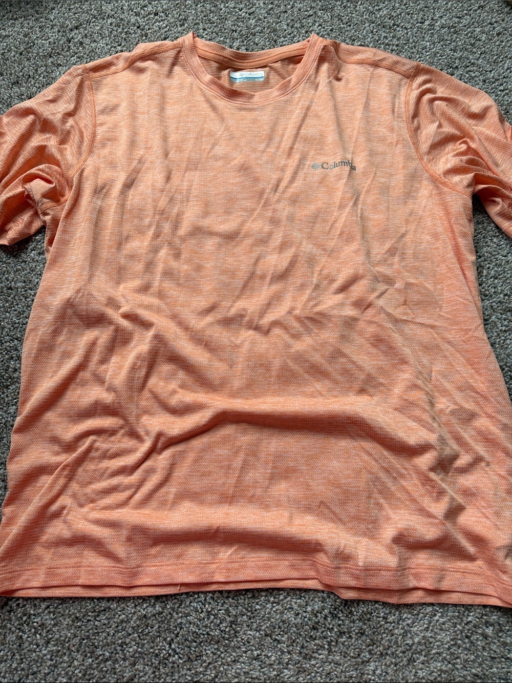 Columbia Men’s Heathered Peach Short Sleeve Performance Tee